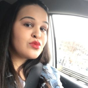 Meet your Posher, Raymaris